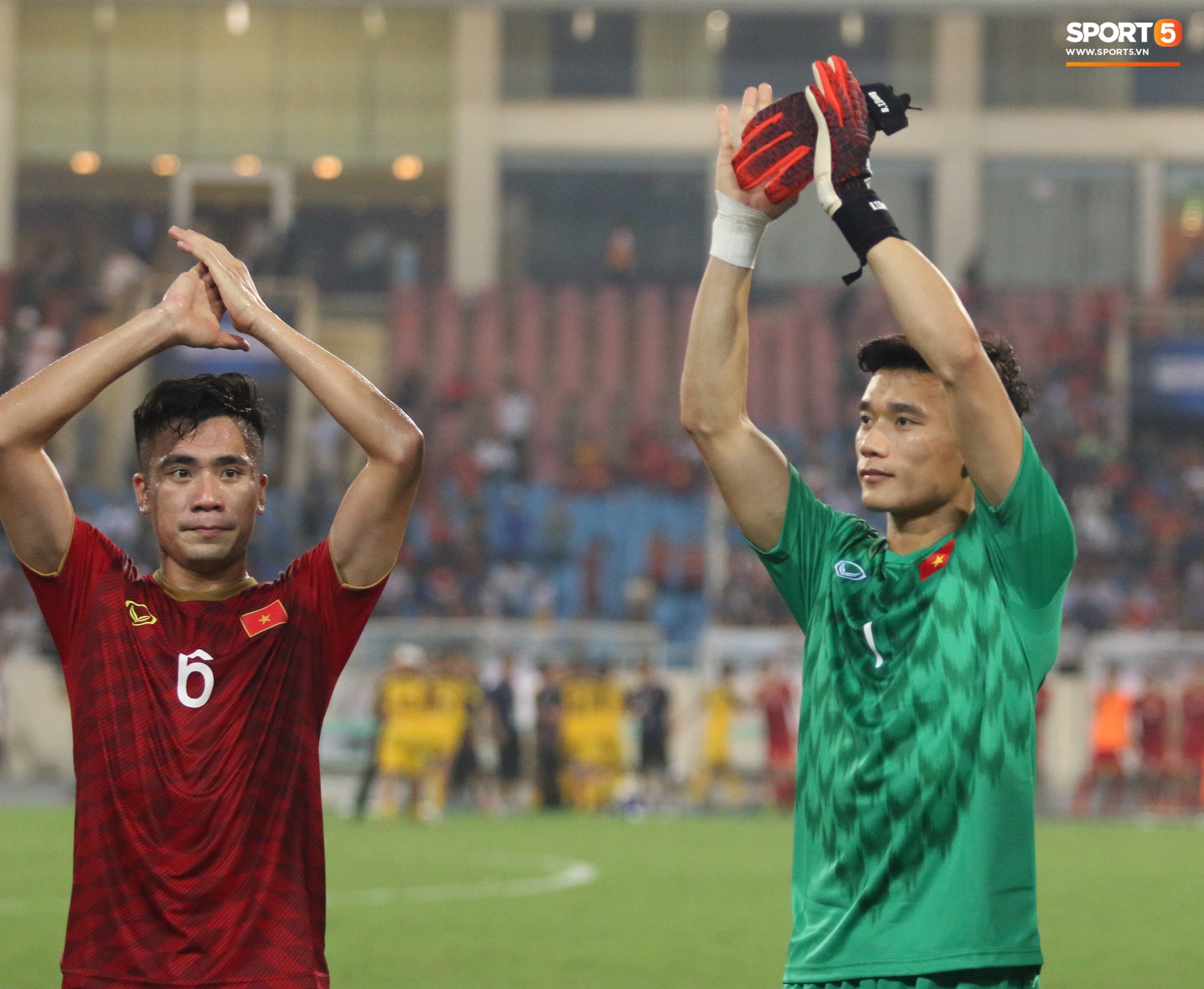 Cảm xúc của U23 Việt Nam ngày thắng đậm Brunei: Đình Trọng vẫn gắt gỏng, Thành Chung vạch áo cười xòa-13