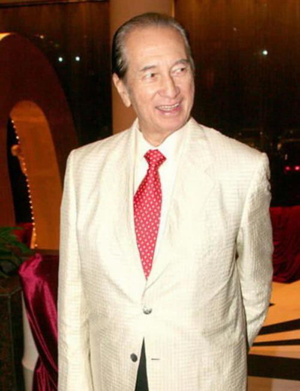 Thâm cung nội chiến phiên bản vua sòng bài Macau: 4 bà vợ tranh từng hào, 17 người con tài giỏi đi liền với tai tiếng-2