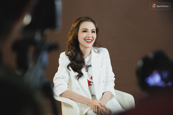 Diễm Hương chính thức nói về tin đồn ly hôn lần 2: Tôi không phải kiểu người nay chia tay mai lại dắt nhau đi biển làm trò cười!-4