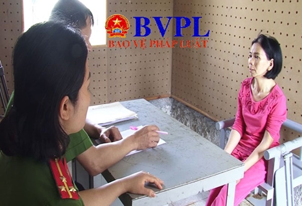 Chạm mặt 2 đối tượng hiếp dâm và vợ Bùi Văn Công trong trại giam-11