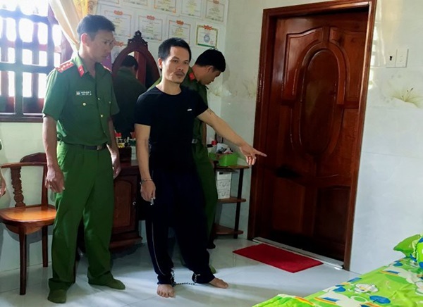 Tên trộm vô hiệu hóa camera an ninh trước khi ẵm hơn 8,3 tỷ đồng-1