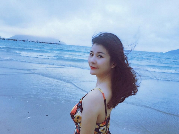 Nhan sắc xinh đẹp tuổi 44 và cuộc sống phơi phới của nữ diễn viên cong cớn nhất màn ảnh Việt-17