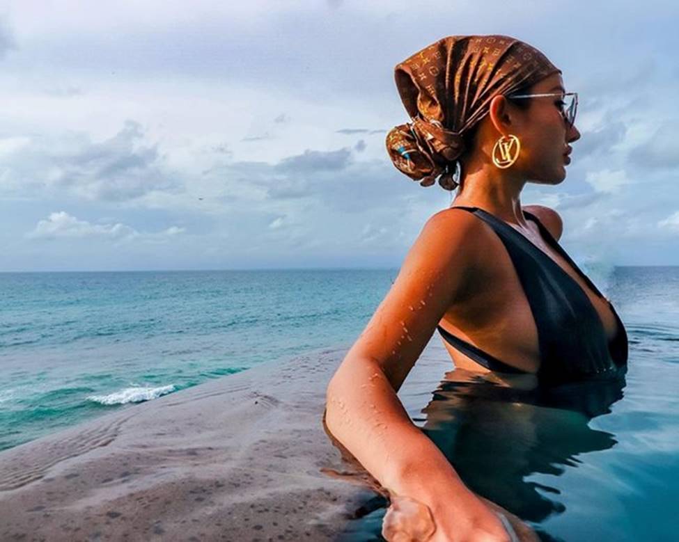 2 hot girl ăn chơi nhất Sài Thành: Sau ly hôn còn gợi cảm gấp bội-3