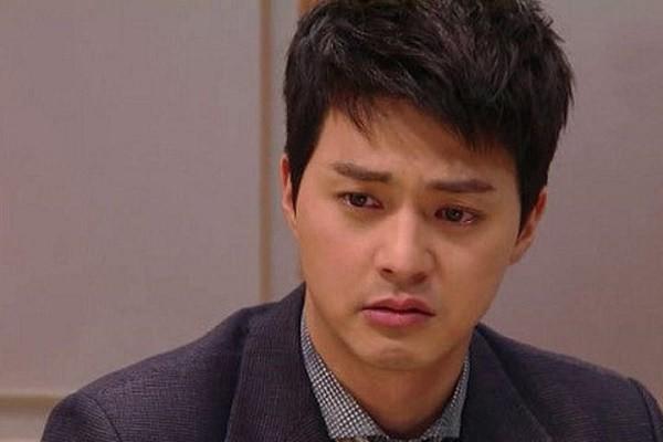 Chạy vạy cho vợ lên chức, 1 năm sau ngã ngửa với chiếc sừng” trên đầu-4