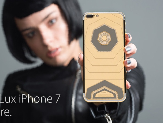 Ốp iPhone đắt gấp chục lần siêu xe, vừa dùng vừa sợ bong vàng, kim cương-11