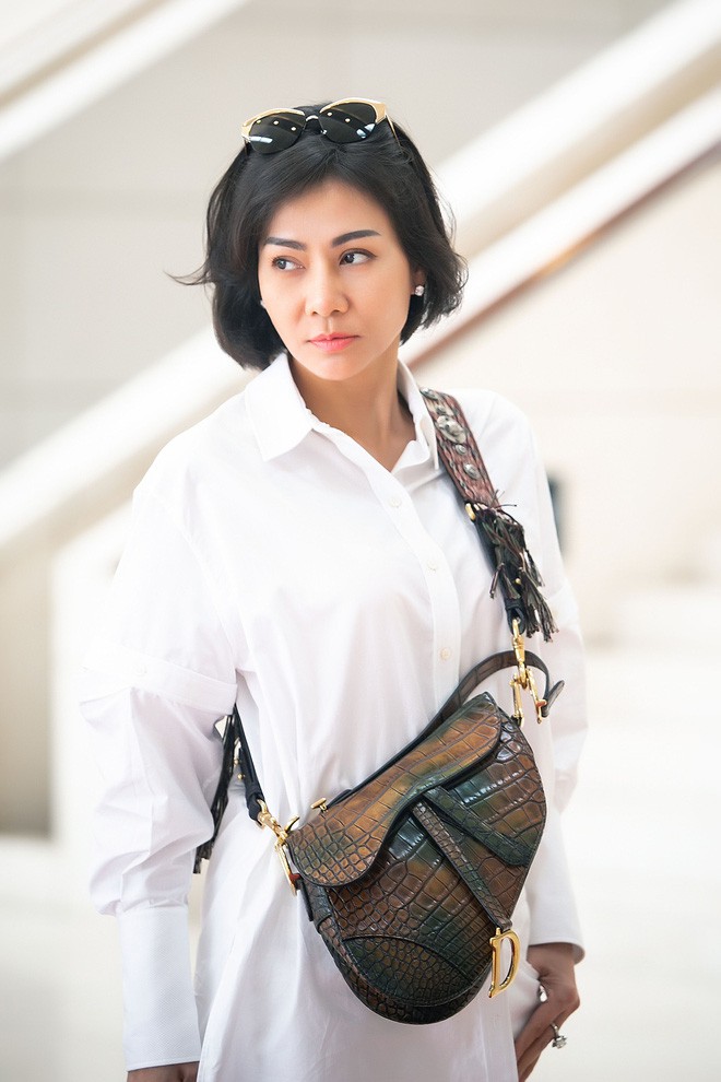 Đến hậu trường sự kiện, Thu Minh gây chú ý khi diện túi hiệu, thế giới chỉ có 3 chiếc-3