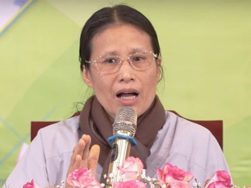 Bà Yến chùa Ba Vàng nói