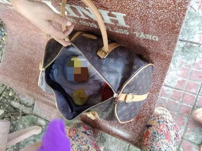 Nữ chủ tịch phường lên tiếng về nhóm người quỳ lạy trước nhà xin lại con-1