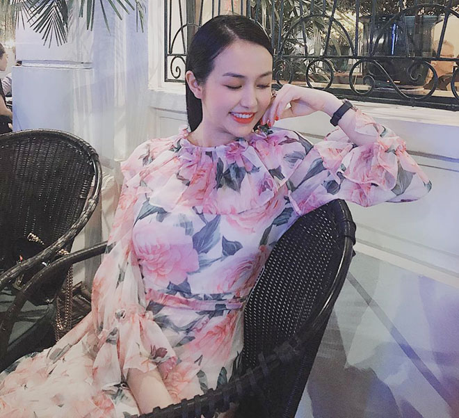 Ốm nghén nặng, vợ Tuấn Hưng vẫn ăn vận chau chuốt, gợi cảm hết phần thiên hạ-3