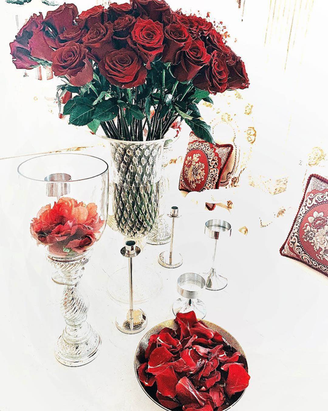 Lan Khuê sống xa hoa bên chồng giàu, du lịch sang chảnh, diện đồ hiệu-10