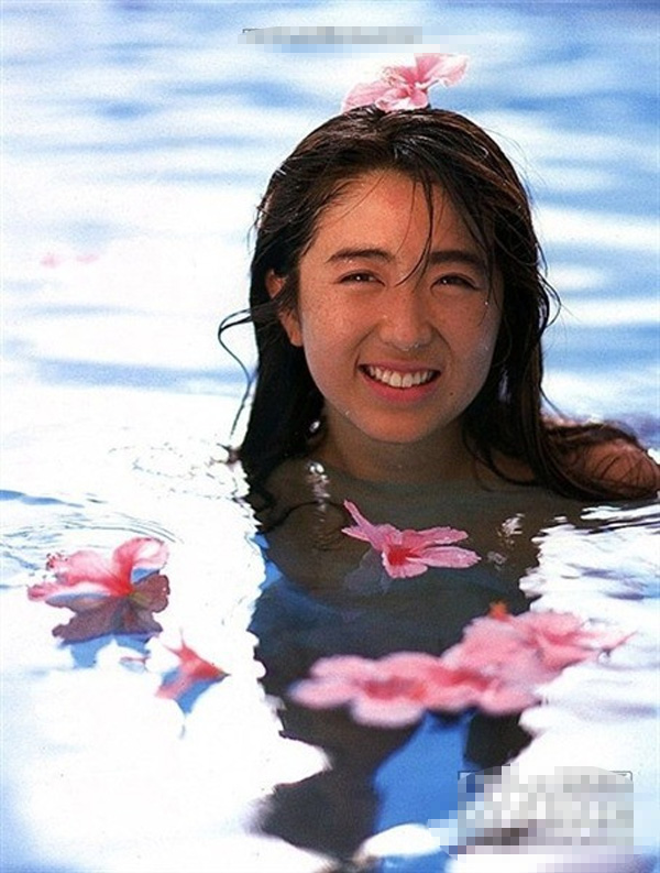 Cuộc đời bi kịch của sao phim cấp 3 Nhật Bản: 14 tuổi bị cưỡng hiếp, lầm đường lỡ bước đóng phim người lớn và qua đời trong hiu quạnh-1