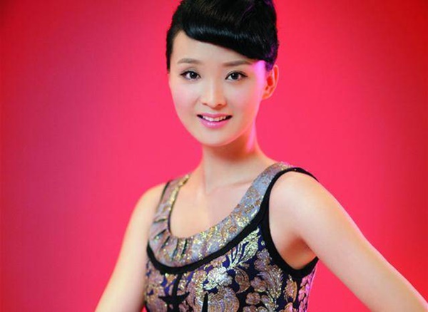 Ở tuổi U50, nàng Tình Nhi cách cách Vương Diễm trẻ đẹp như gái đôi mươi nhờ bí quyết giữ dáng này-3