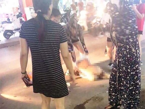 Vụ lột đồ đánh ghen, bôi ớt bột lên người tình địch ở Thanh Hoá: 3 người phụ nữ bị tuyên phạt 45 tháng cải tạo