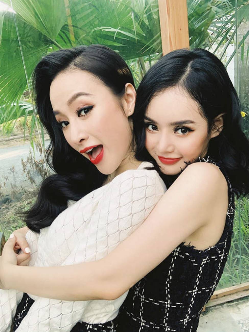 Chị em Angela Phương Trinh với gu mặc gây chú ý-17