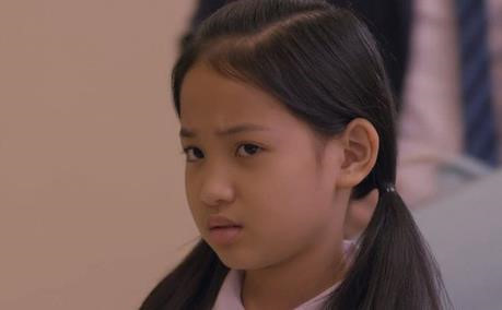 Vẻ xinh xắn của sao nhí bị ghét trong Những cô gái trong thành phố-2