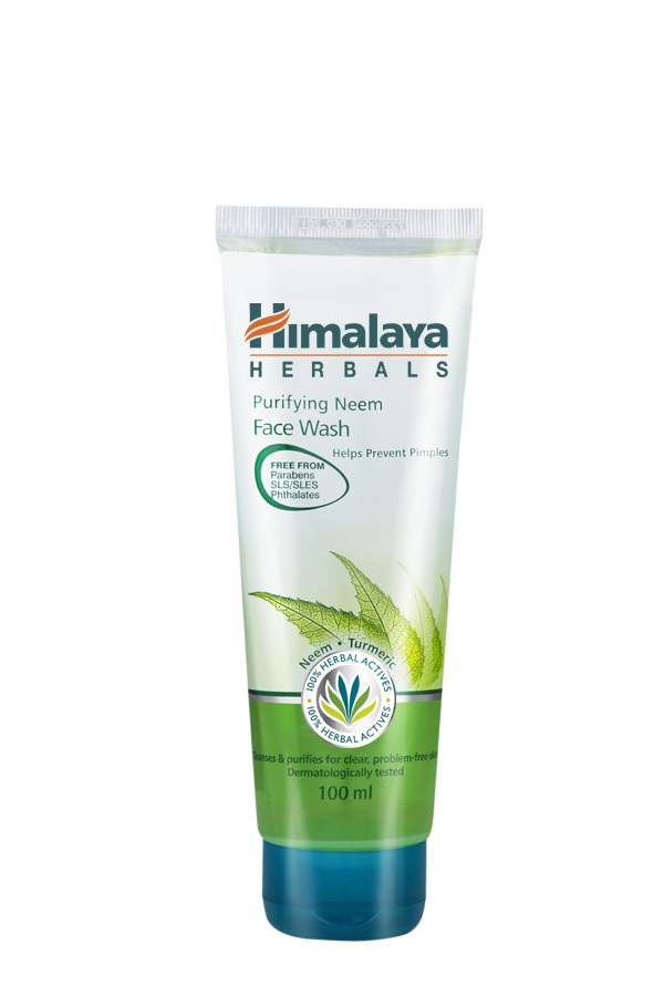 Himalaya ra mắt dòng sữa rửa mặt thảo mộc-1