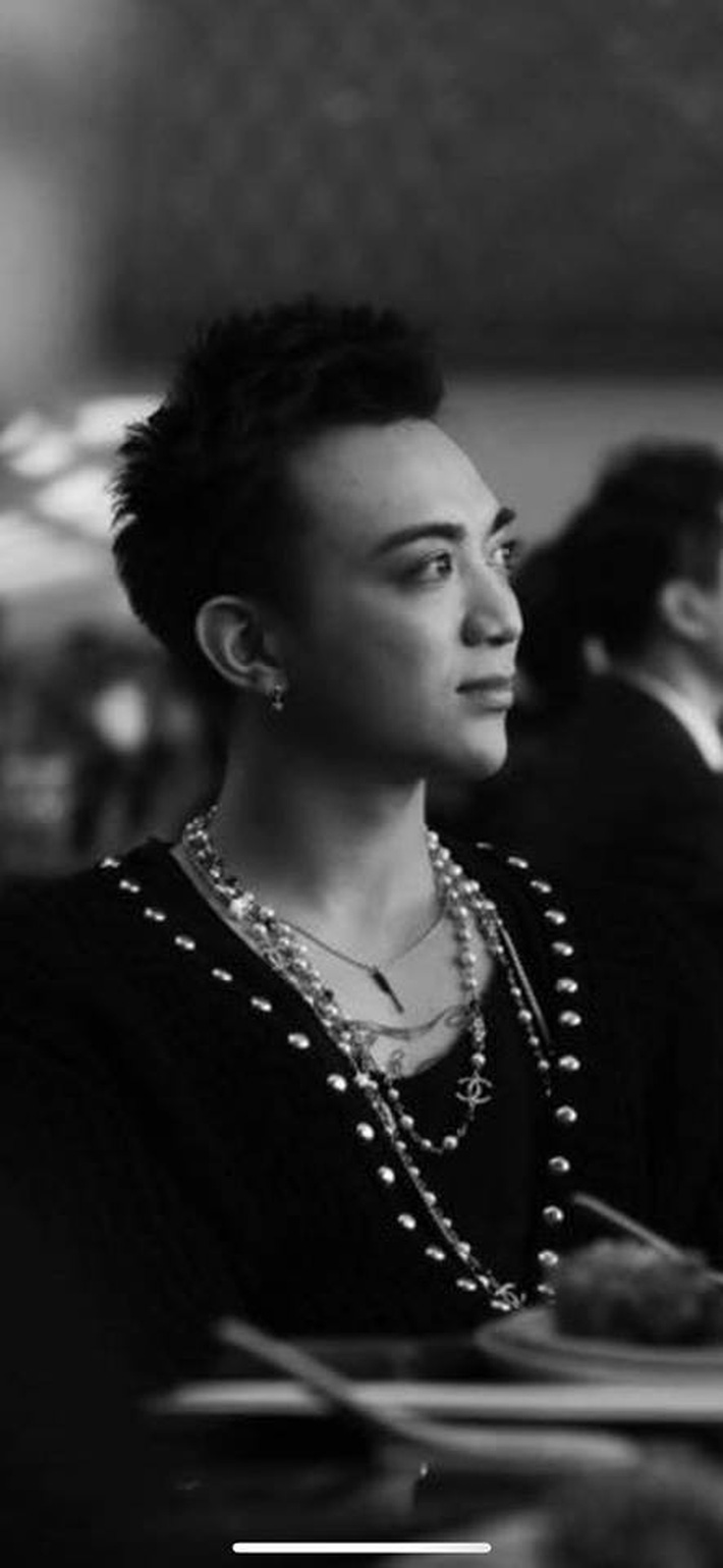 Sao Vbiz và những lần lộ diện với gương mặt lạ lẫm: Cằm nhọn hoắt, mũi sưng phồng khiến fan tá hoả-3