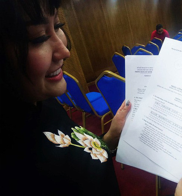 Sao Vbiz và những lần lộ diện với gương mặt lạ lẫm: Cằm nhọn hoắt, mũi sưng phồng khiến fan tá hoả-12