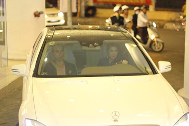 Cuộc sống xa hoa của siêu mẫu đại gia vượt mặt Hà Hồ, khiến Vĩnh Thụy yêu say đắm-3