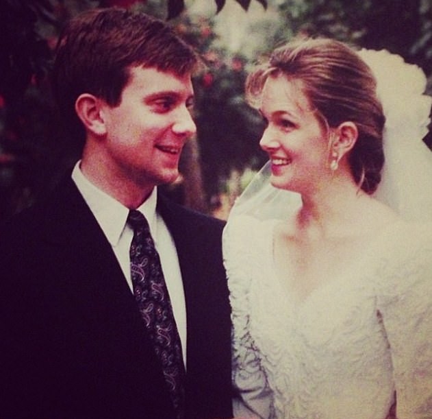 Đằng sau vụ mất tích bí ẩn 17 năm khiến giới điều tra đau đầu: Bi kịch về hai người bạn thân cùng đem lòng yêu một người phụ nữ-1