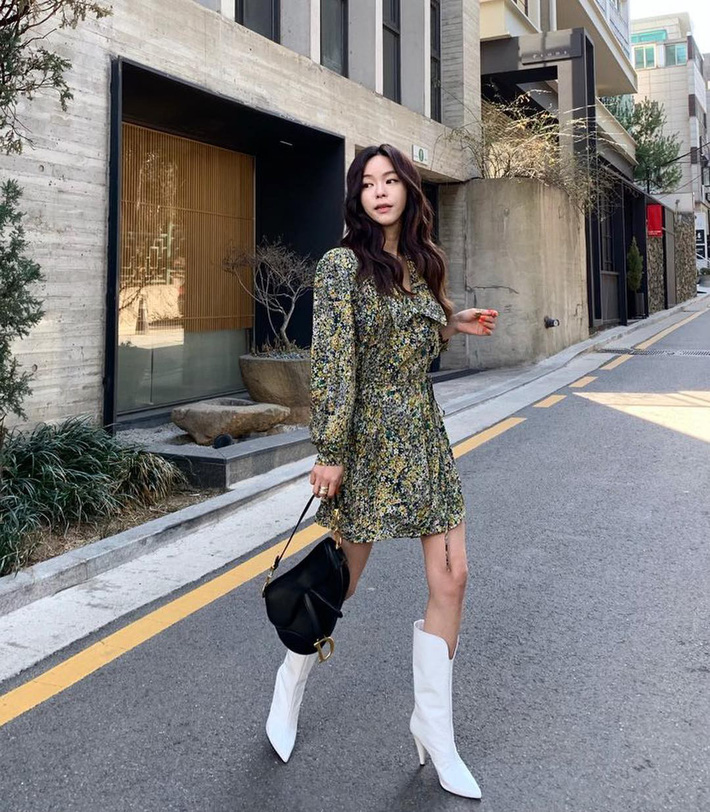 Lên đồ chuẩn như công sở Hàn với 15 gợi ý từ street style tuần này-15