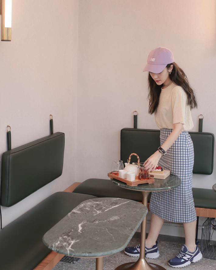 Lên đồ chuẩn như công sở Hàn với 15 gợi ý từ street style tuần này-8