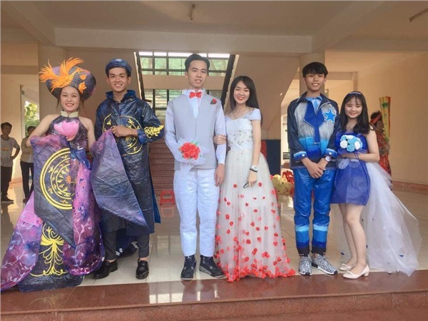 Sáng tạo như học sinh Việt: Váy tái chế từ rác thải mà ngỡ như váy trình diễn trong tuần lễ thời trang-10