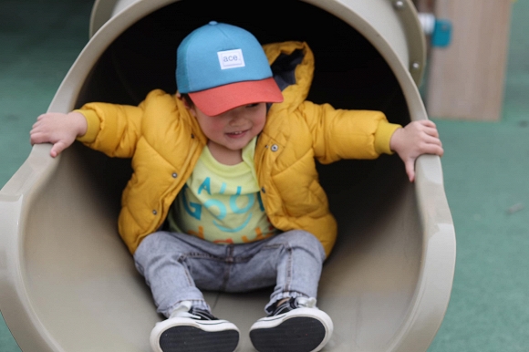 Con trai Đan Trường khoe loạt biểu cảm cực đáng yêu-1