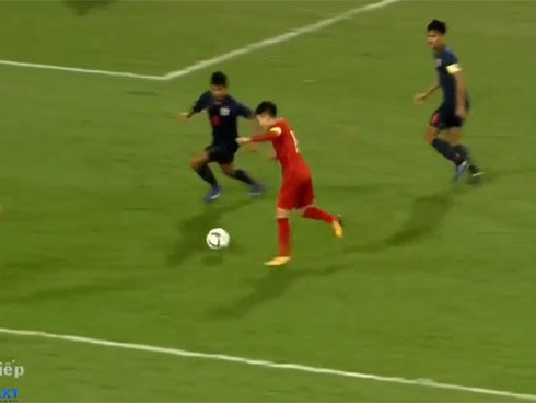 Bàn thắng nhân đôi cách biệt của Hoàng Đức trước U23 Thái Lan
