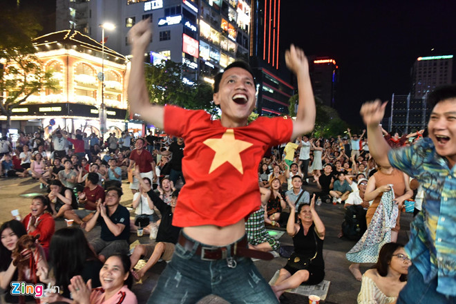 Đè bẹp Thái Lan 4-0, Việt Nam giành vé dự VCK giải U23 châu Á-4
