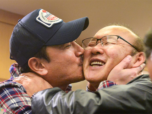 Những khoảnh khắc đầy xúc động trong ngày Việt Nam bước qua Thái Lan, lên đỉnh Đông Nam Á-15