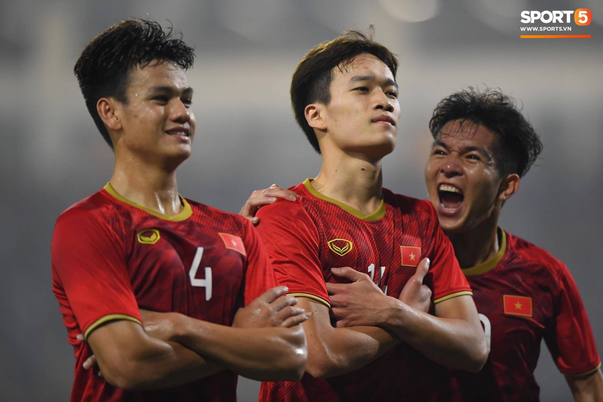 Anh bộ đội ghi bàn vào lưới U23 Thái Lan: Bố mẹ ơi con rất hạnh phúc-2