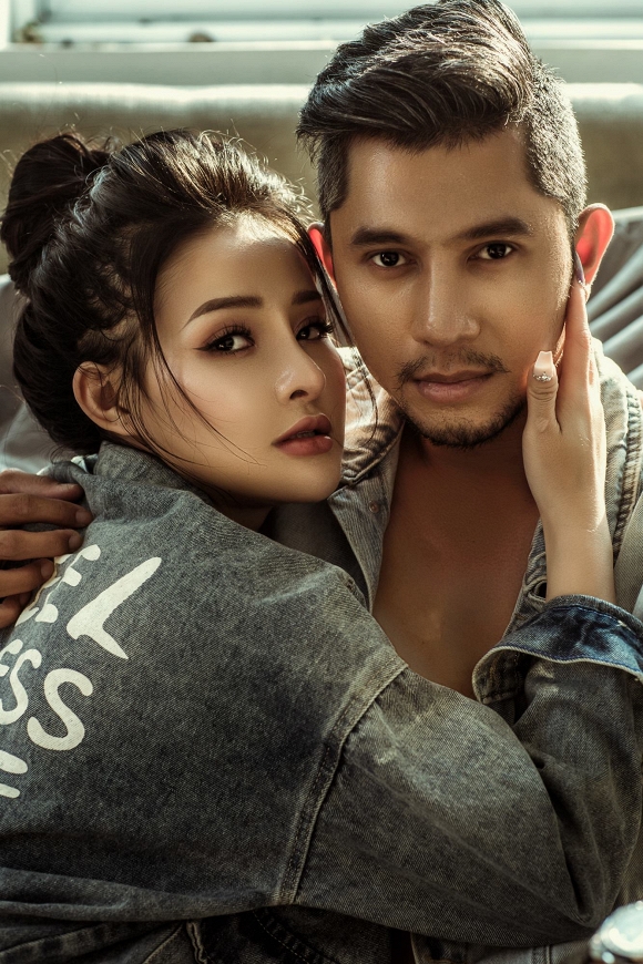 Hậu phẫu thuật thẩm mĩ, Lương Bằng Quang tình bể bình bên Ngân 98 trong bộ ảnh hở bạo-3