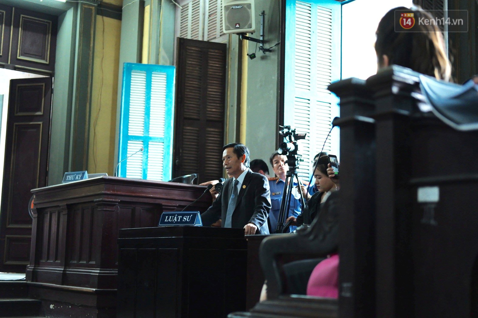 Xét xử vụ ly hôn nghìn tỷ: Bà Thảo hỏi ngược ông Vũ có chuyển tiền cho bà không mà đòi chia 2.102 tỷ đồng?-7