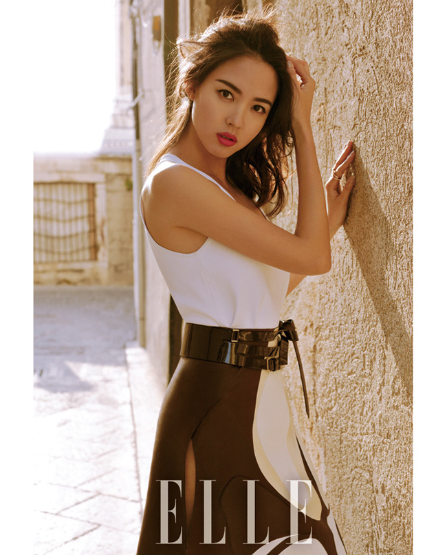 Hoa hậu đẹp có 1 không 2 ở Trung Quốc: Mây thua nước tóc, tuyết nhường màu da-12