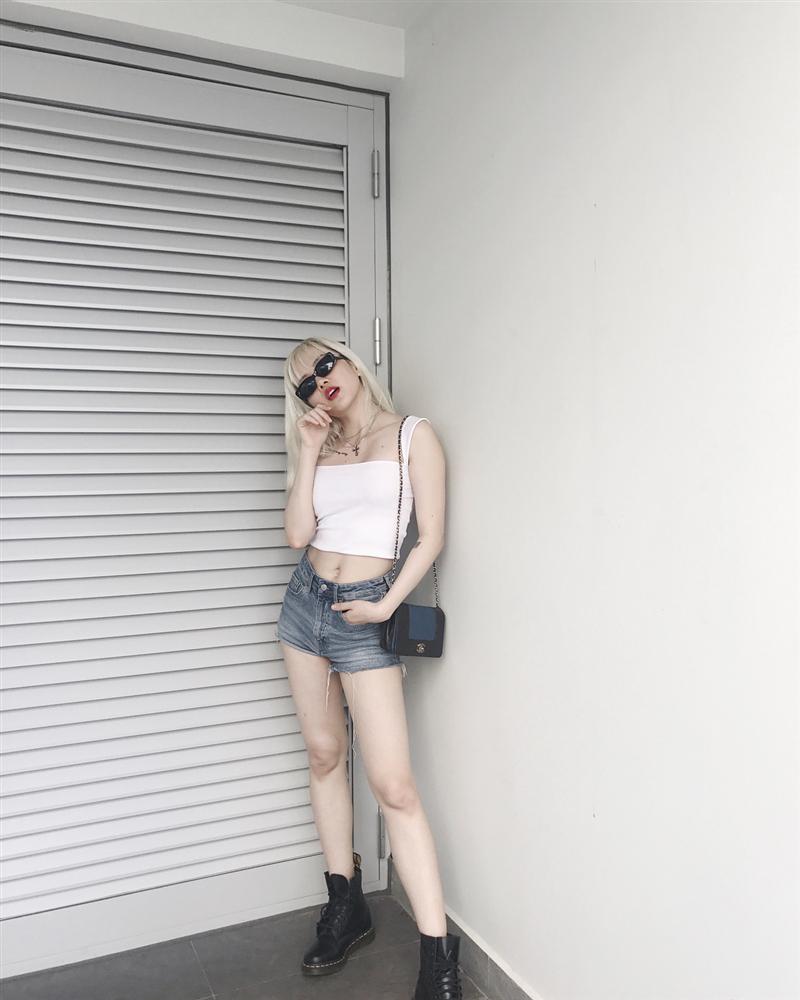 Mặt xinh, da trắng, body nuột nà không tì vết thế này bảo sao Sơn Tùng M-TP chết mê chết mệt Thiều Bảo Trâm-10