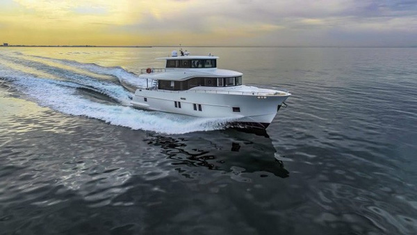 Quên siêu xe đi, đây mới là món đồ chơi sang chảnh mà giới nhà giàu Dubai giờ đang đua nhau sở hữu để tận hưởng thế giới!-2