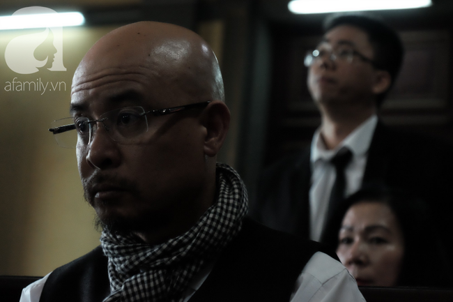 Đủ mọi cung bậc cảm xúc của ông Vũ, bà Thảo trong phiên tòa ly hôn nghìn tỷ-7