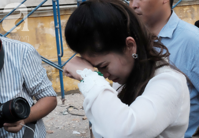 Đủ mọi cung bậc cảm xúc của ông Vũ, bà Thảo trong phiên tòa ly hôn nghìn tỷ-17