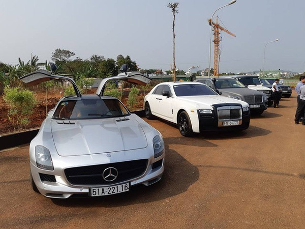 Ông Đặng Lê Nguyên Vũ mua siêu xe để làm gì?-1