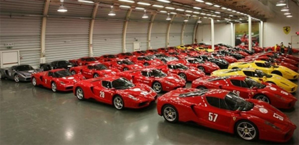 Bộ sưu tập hàng nghìn xe siêu hiếm của quốc vương Brunei-5