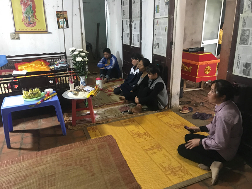 Buổi đưa ma định mệnh trở thành đám tang của 8 người cùng dòng tộc-2