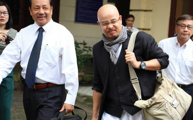 Tiền giao hết cho vợ, không biết tài khoản có bao nhiêu tiền, ông Đặng Lê Nguyên Vũ lấy đâu ra hơn 1.200 tỷ đồng trả cho bà Lê Hoàng Diệp Thảo?-2