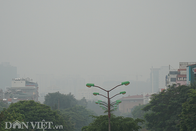 ẢNH: Nhiều tòa nhà ở Hà Nội chìm trong sương mù do ô nhiễm-4