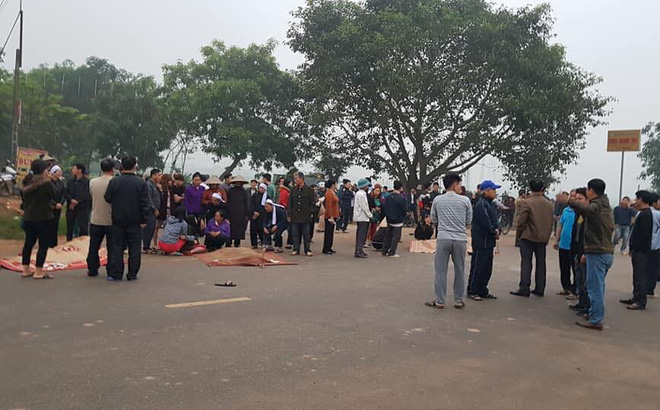 Hé lộ nguyên nhân ban đầu vụ xe khách đâm chết 7 người đi bộ đưa tang ở Vĩnh Phúc-1