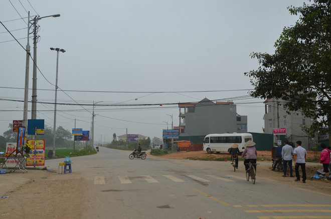 Hé lộ nguyên nhân ban đầu vụ xe khách đâm chết 7 người đi bộ đưa tang ở Vĩnh Phúc-2