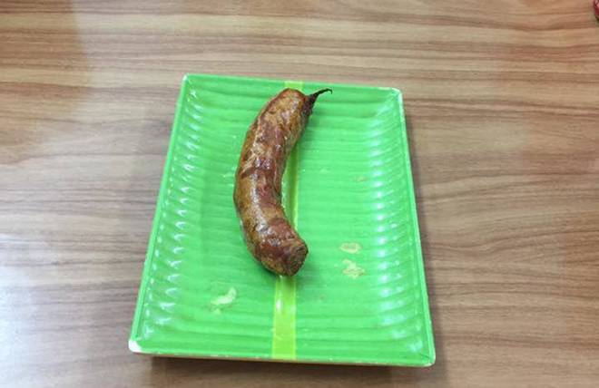 Được bạn mời ăn chả cá, chàng trai từ hí hửng đến bị đói chỉ vì thấy điều này-7