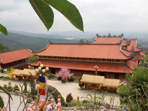 Chùa Ba Vàng hiện ra sao sau tâm bão