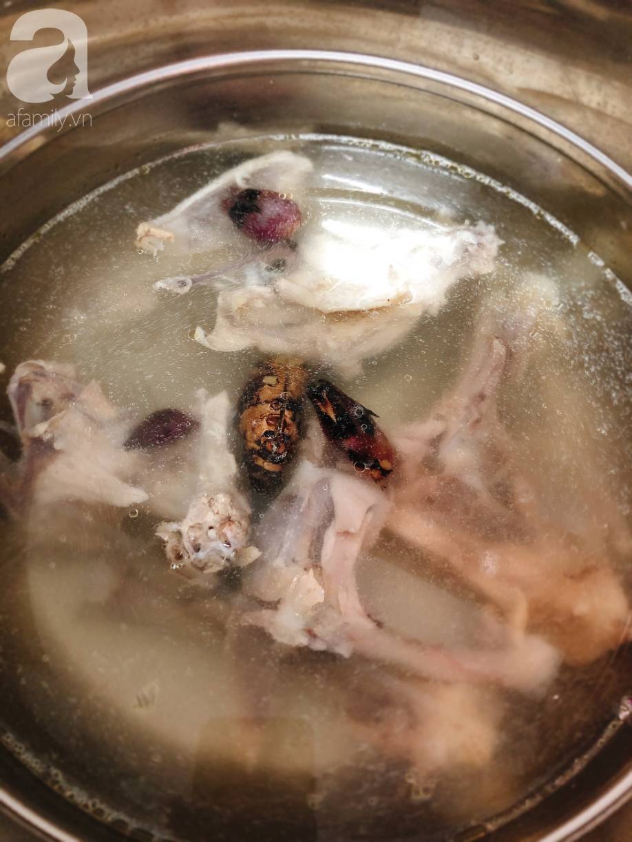Tôi làm phở trộn mang đi làm ăn trưa, cả văn phòng xúm vào ăn ké hết tô phở to trong 1 nốt nhạc-2