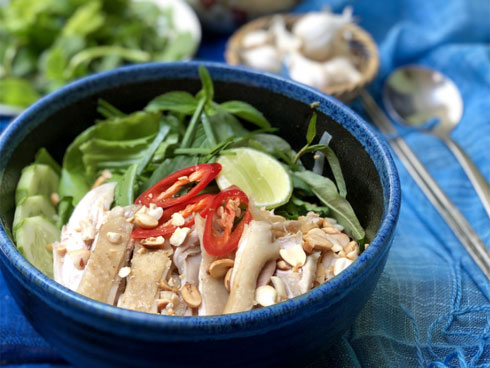 Xôn xao tô phở giá 920.000 đồng ở tòa nhà cao nhất Việt Nam-3